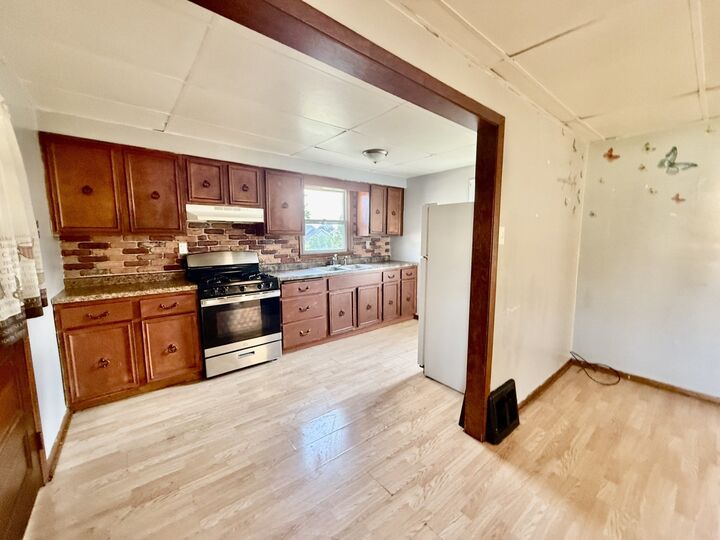 Property Photo: 2302 1st Street IL 61354