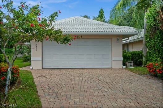 Property Photo:  4878 Europa Drive  FL 34105 