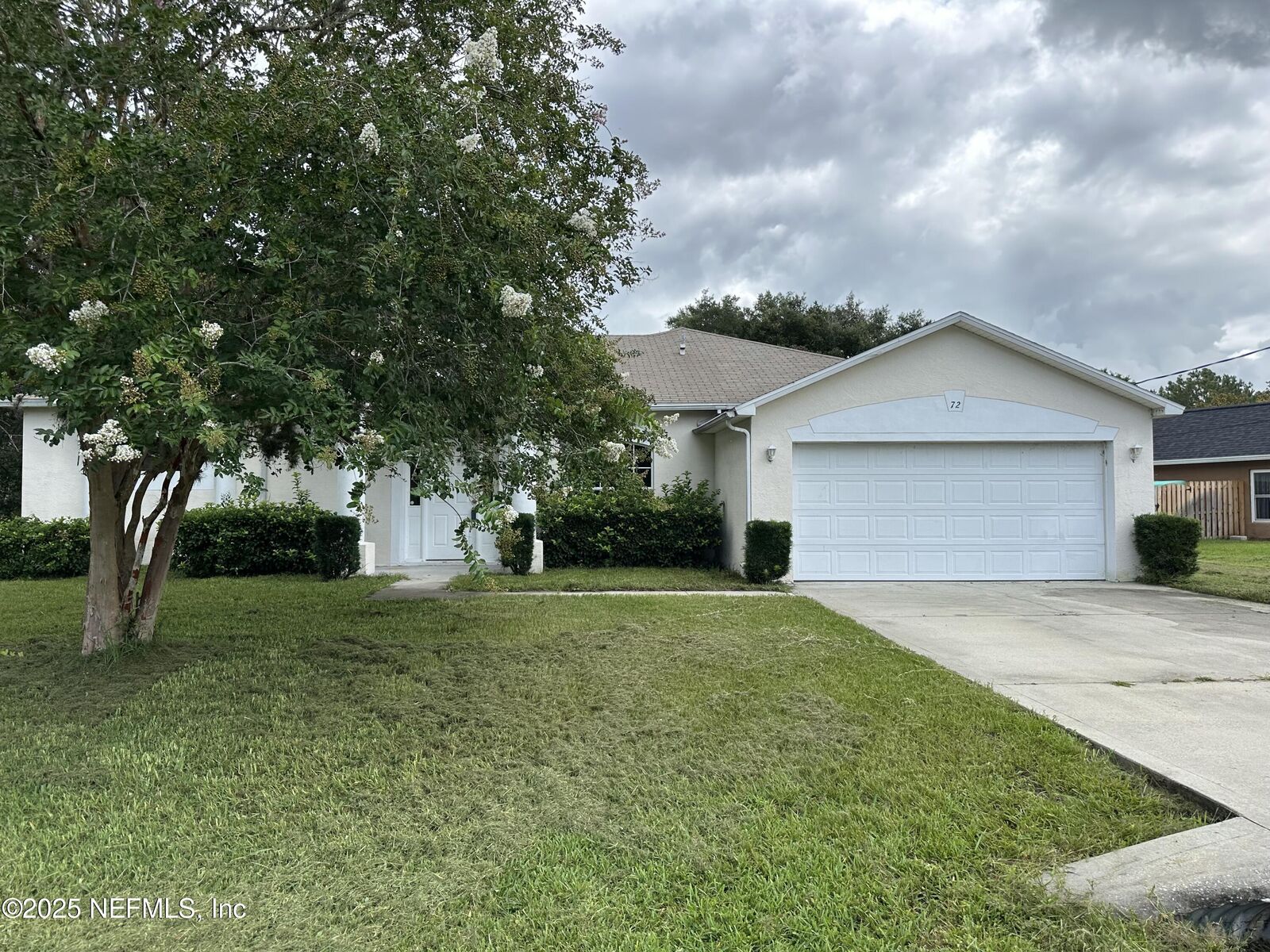 Property Photo: 72 Bickford Drive FL 32137