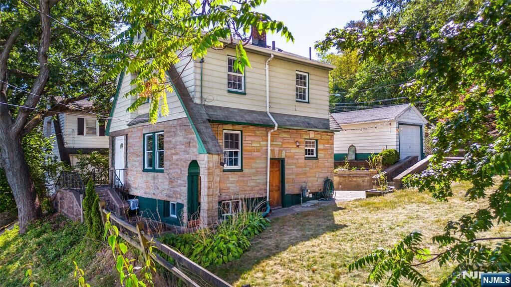 Property Photo:  356 Central Avenue  NJ 07508 