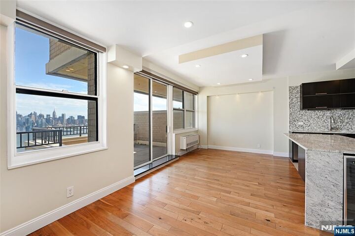 Property Photo: 7002 Boulevard East 43B NJ 07093