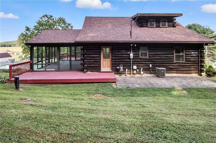 Property Photo:  8916 Newark Road  OH 43830 