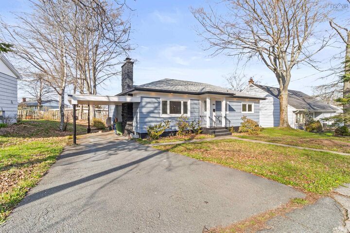 Property Photo: 2935 Joseph Howe Drive NS B3L 4H1