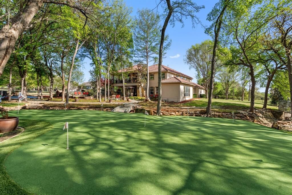 Property Photo:  710 Deer Hollow Boulevard  TX 76092 