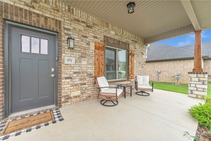 Property Photo: 971 Pinnacle AR 72753