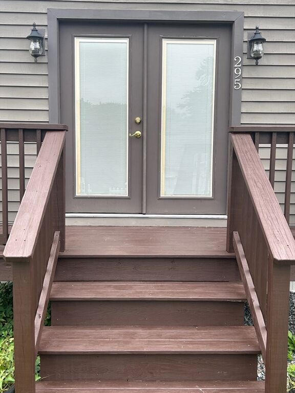 295 Lake St  Bellingham MA 02019 photo