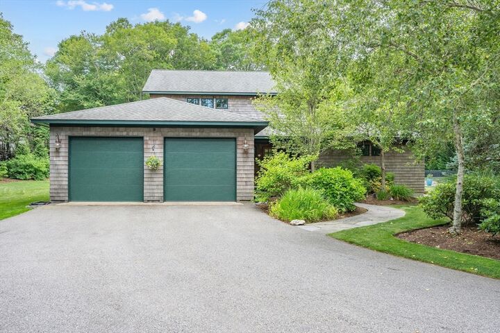 Property Photo: 9 Tawny Ave MA 02632