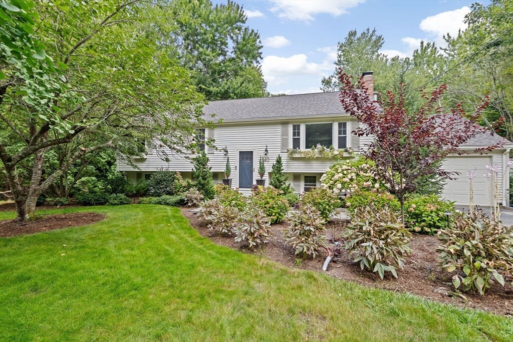 Property Photo: 40 Brewster Rd MA 02025