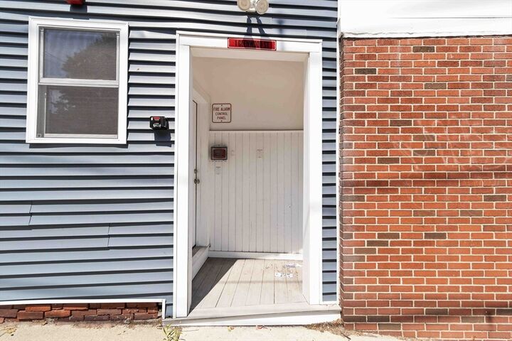 Property Photo:  1 Glenwood St 5  MA 02148 