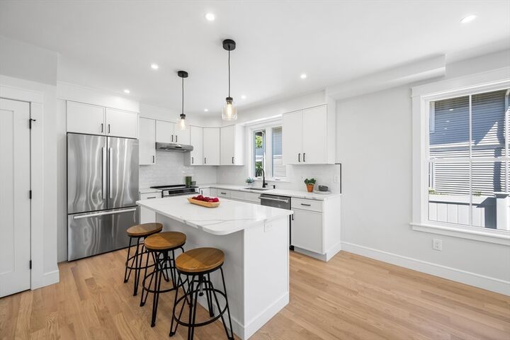 Property Photo:  16 Burton St 16  MA 02476 