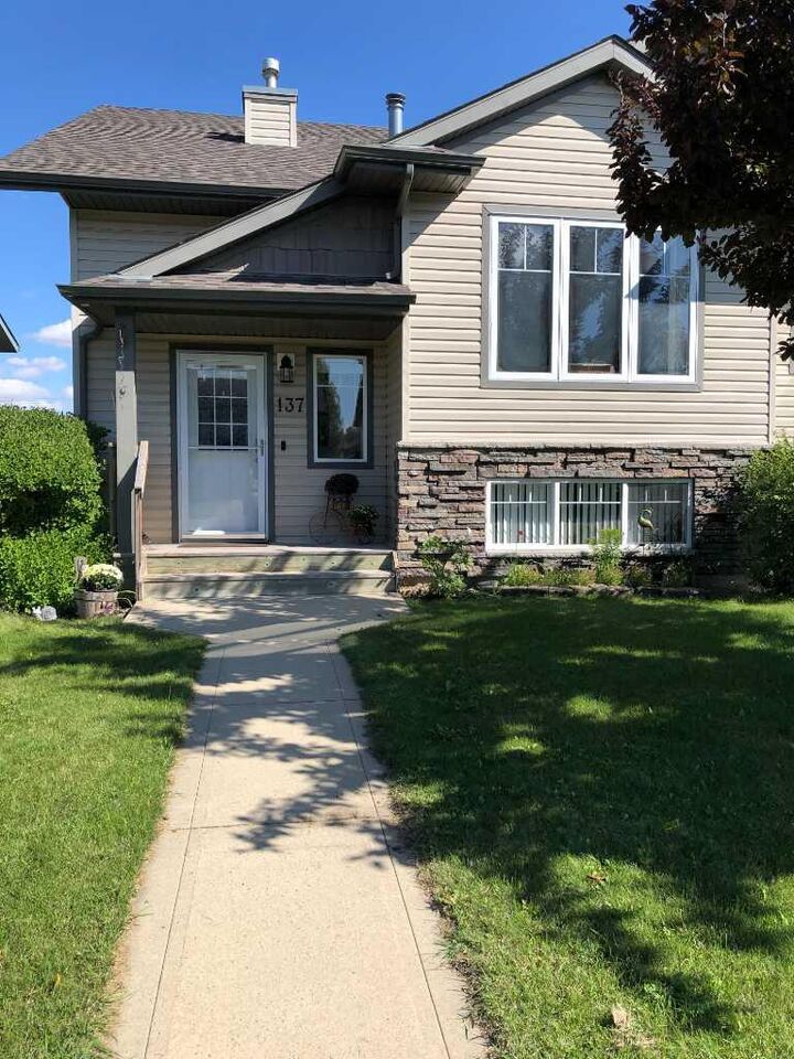 137 Jennings Crescent  Red Deer AB T4P 4G4 photo