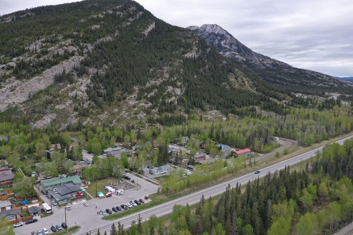 Photo de la propriété: 100 Mount Fable Drive AB T0L 2C0