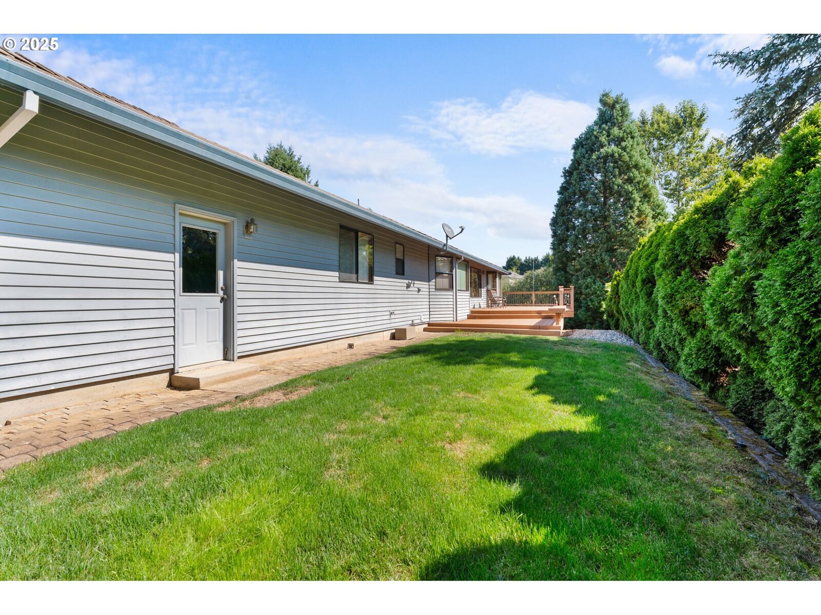 Property Photo: 16807 SE 35th Cir WA 98683