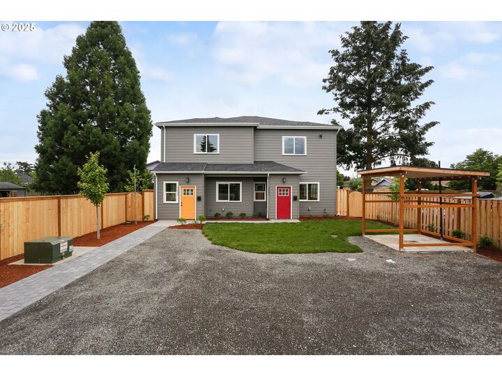 Property Photo:  9628 SE Holgate Blvd  OR 97266 