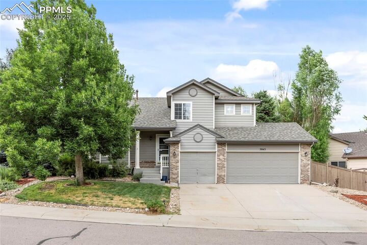 Property Photo: 5045 Stonecrop Circle CO 80109