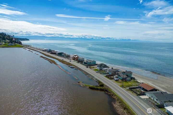 2585  West Beach Road  Oak Harbor WA 98277 photo