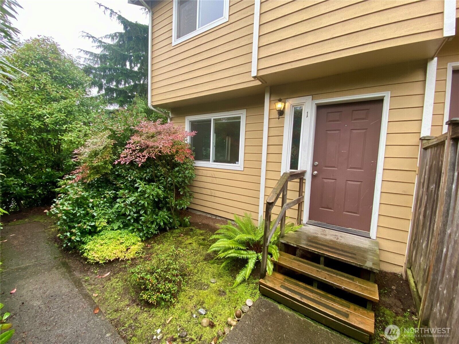 Property Photo:  3659  22nd Avenue W 3  WA 98199 