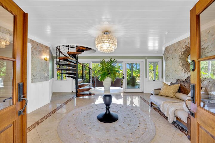 Property Photo:  65 N Holokai Rd  HI 96708 