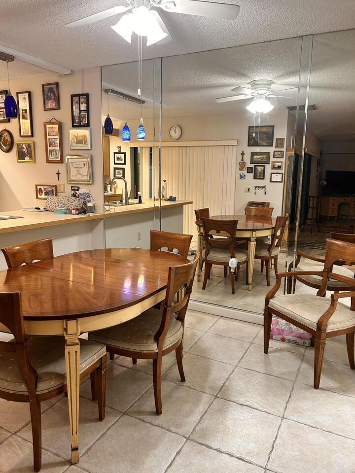 Property Photo: 8014 80th Way FL 33407