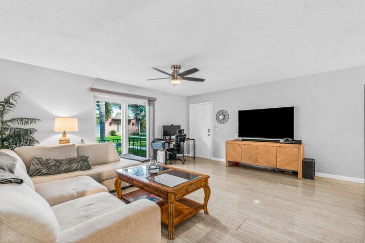 Property Photo: 2037 S Seacrest Boulevard B FL 33435