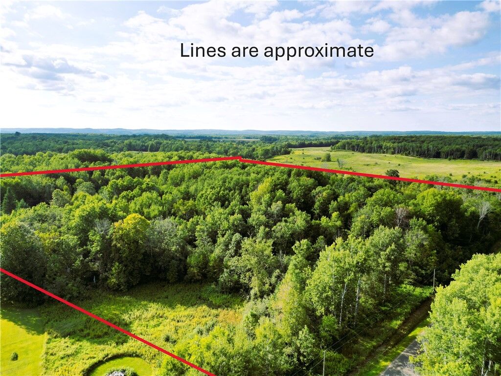 Property Photo:  1553 N Wooddale Road  WI 54817 