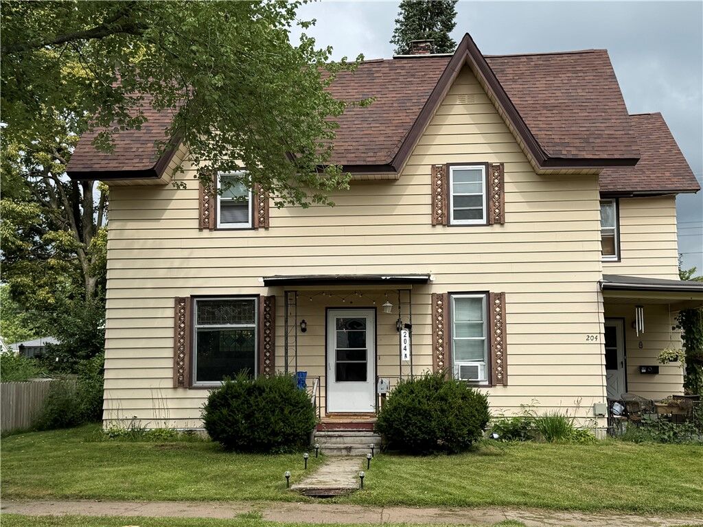 Property Photo: 204 W Cedar Street 3 WI 54729