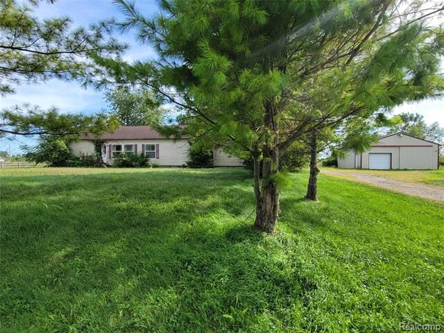 7950 S Huron River Drive  South Rockwood Vlg MI 48179 photo