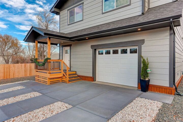 614 Loveland Street  Golden CO 80401 photo