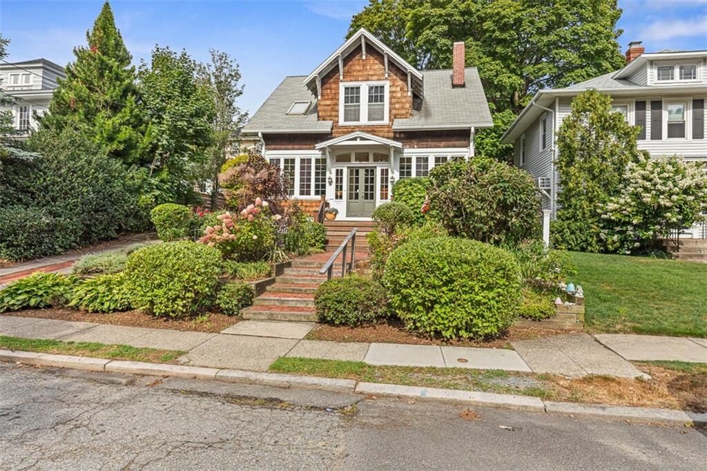 Property Photo:  114 Lorimer Avenue  RI 02906 