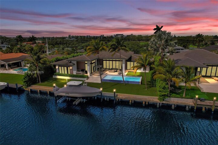 Property Photo: 1651 Diplomat Pkwy FL 33009