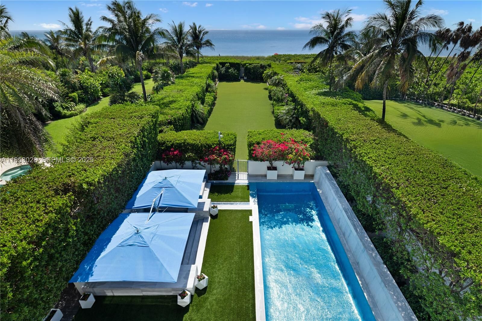 Property Photo: 7815 Atlantic Way FL 33141