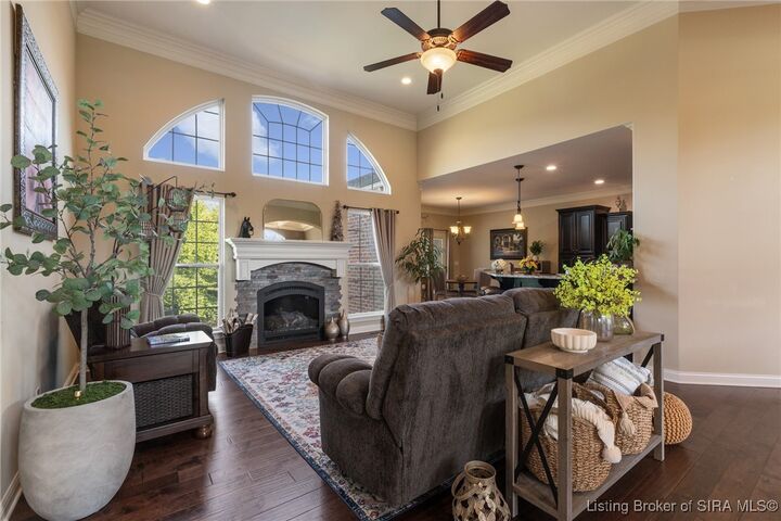Property Photo: 1013 Kranz Drive IN 47111