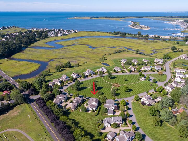 Property Photo: 6 Osprey Commons CT 06413