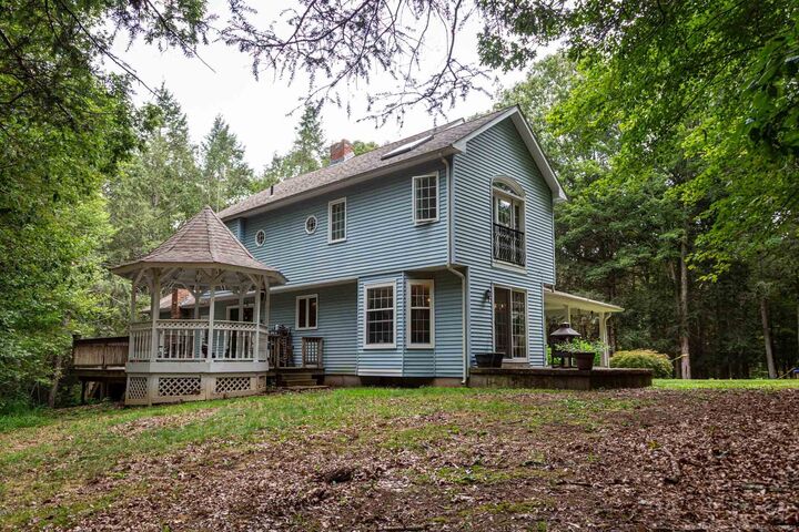 Property Photo:  6 Timber Lane  CT 06279 