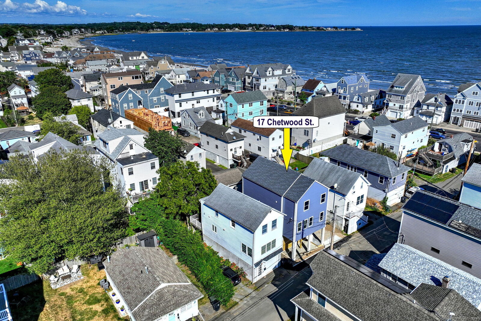 Property Photo:  17 Chetwood Street  CT 06460 