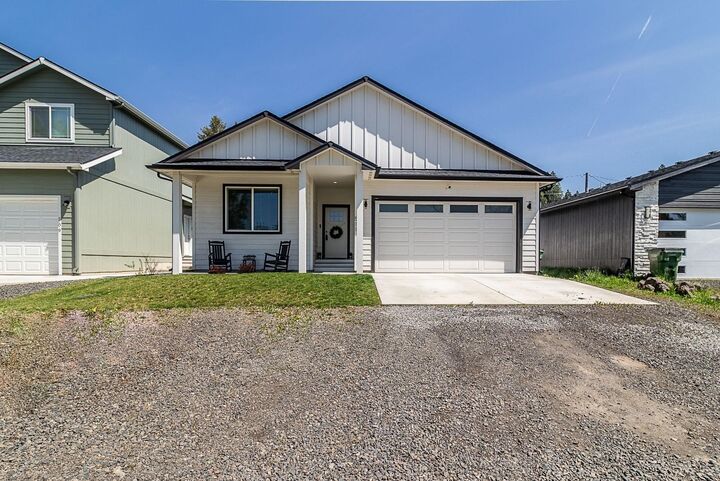 511 S 2nd St  Rockford WA 99030 photo