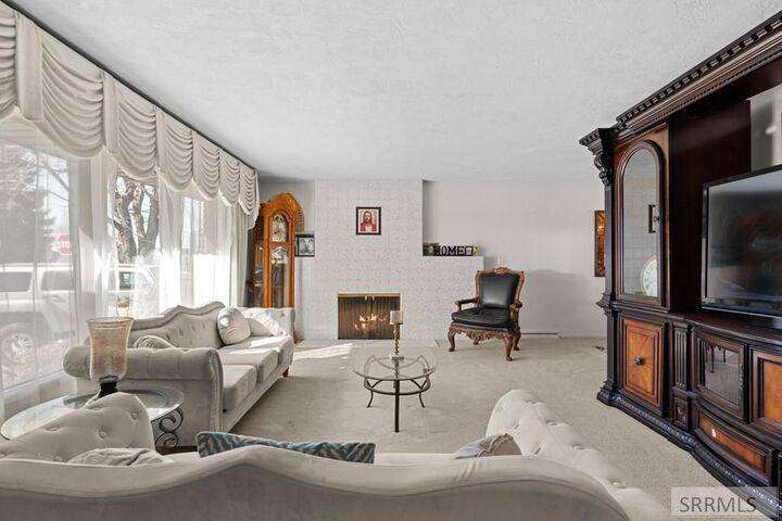 Property Photo: 1065 E 21st Street ID 83405