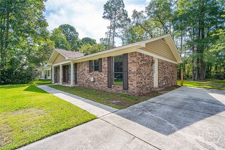 Property Photo:  127 John Glenn Drive  GA 31326 