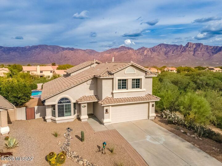 12744 N Lantern Way  Oro Valley AZ 85755 photo