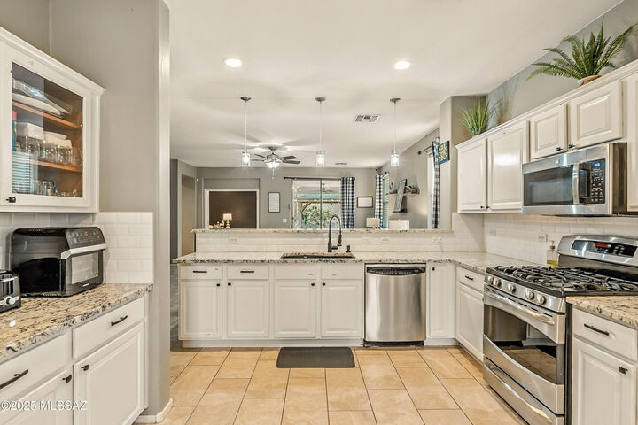 Property Photo:  12684 N Brabant Drive  AZ 85653 