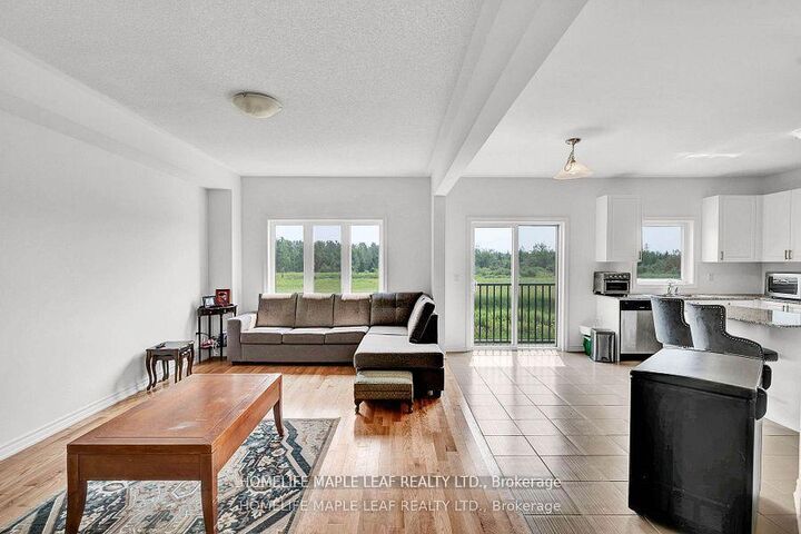 Property Photo:  377 Russell Street  ON N0C 1B0 