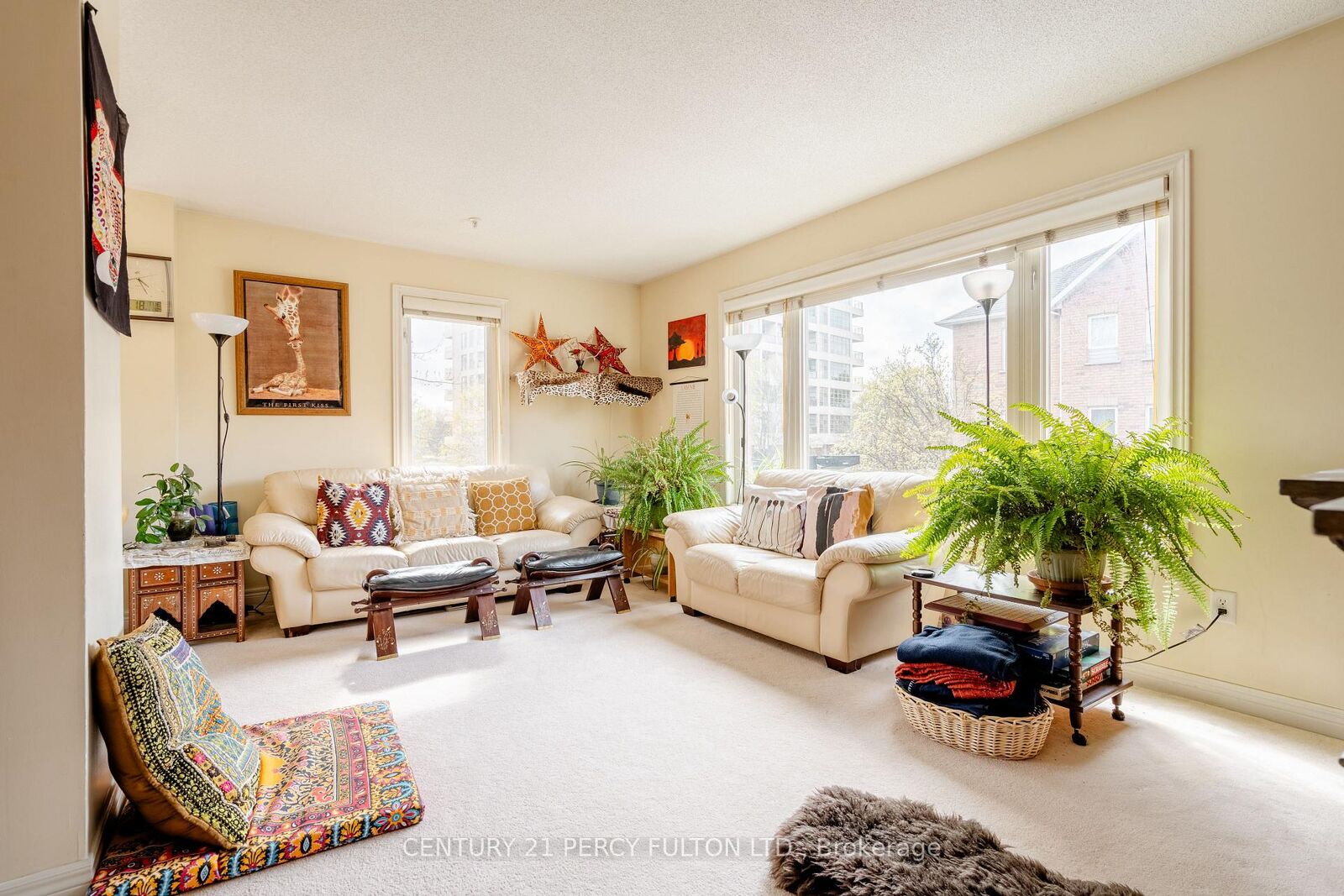 Property Photo: 6A Leaside Park Drive ON M4H 1R3