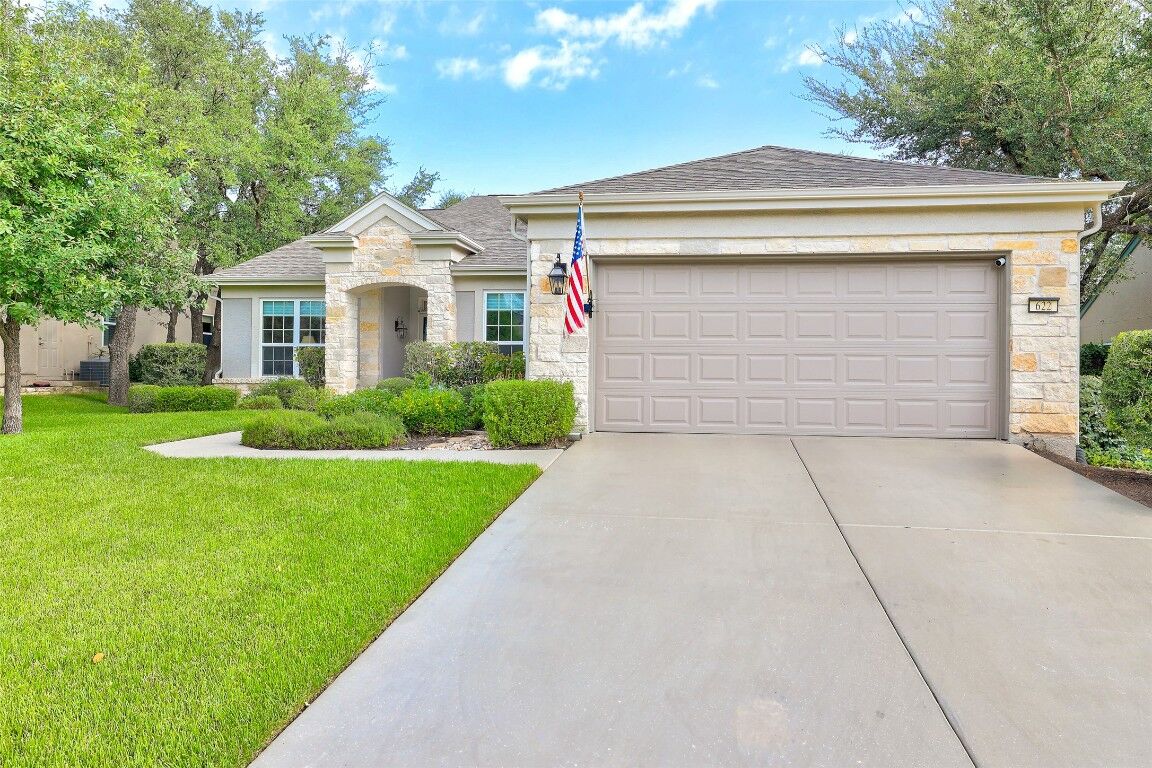 Property Photo:  622 Rio Grande Loop  TX 78633 