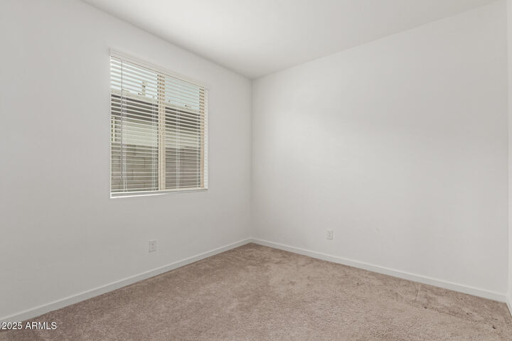 Property Photo:  25237 W Huntington Drive  AZ 85326 