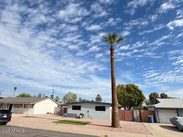 Property Photo: 440 E Beatryce Street AZ 85288