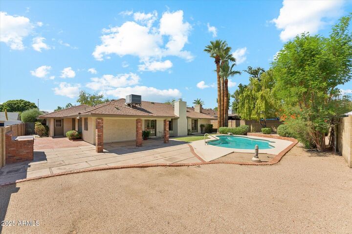 Property Photo: 7737 N 6th Street AZ 85020
