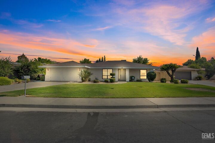 5009 Stormy Court  Bakersfield CA 93309 photo