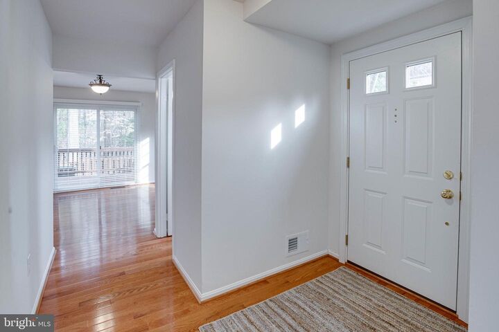 Property Photo: 9620 Masterworks Drive VA 22181