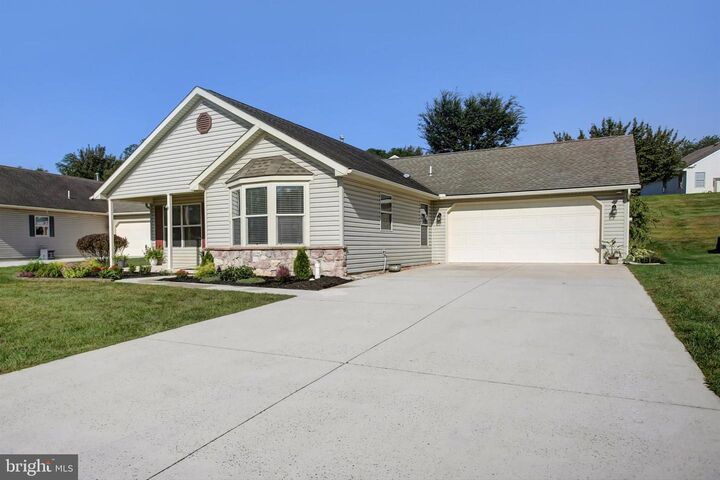 Property Photo:  81 Lantern Lane  PA 17257 