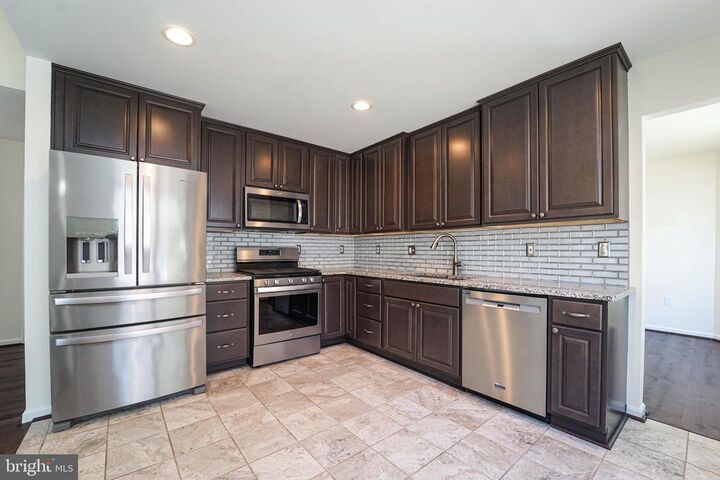 Property Photo: 2505 Eastern Point Court NE MD 21401